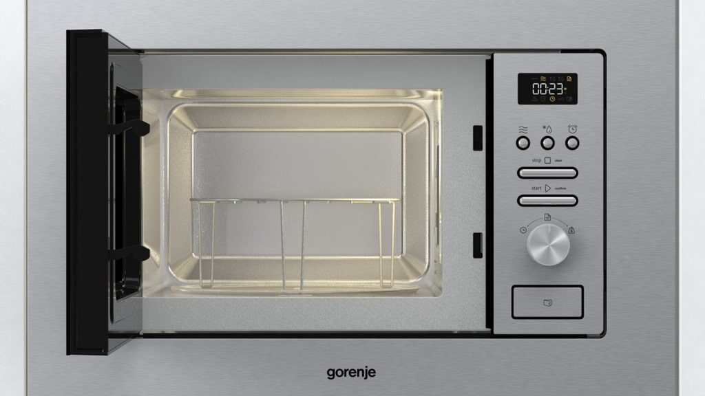 Gorenje iebūvējamā mikroviļņu krāsns no nerūsējošā tērauda, kura ir nedaudz pavērta